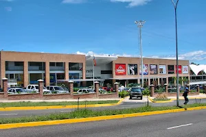 Centro Comercial Hiper Baratta image