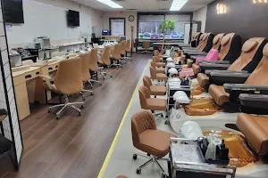 Tina's Nail & Spa image