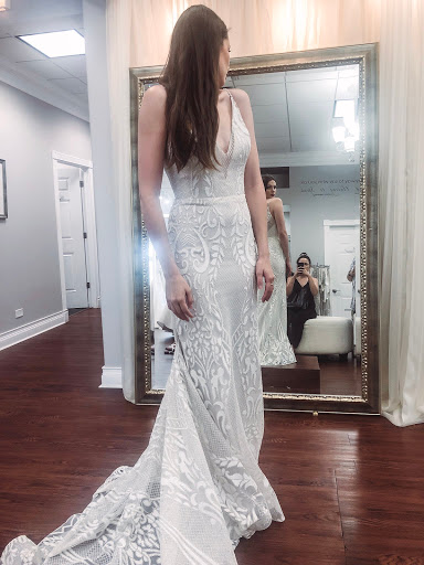 Bridal Shop «Bella Bianca Bridal», reviews and photos, 17W527 E Roosevelt Rd, Oakbrook Terrace, IL 60181, USA