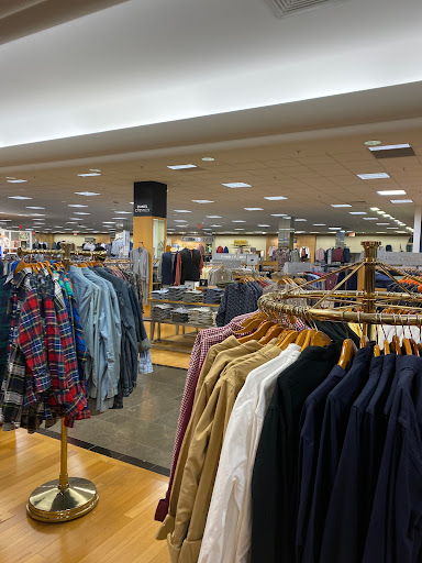 Computer Store «Apple Kenwood Towne Centre», reviews and photos, 7875 Montgomery Rd, Cincinnati, OH 45236, USA