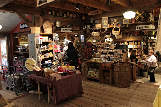 General Store «The Vermont Country Store Weston», reviews and photos, 657 Main St, Weston, VT 05161, USA