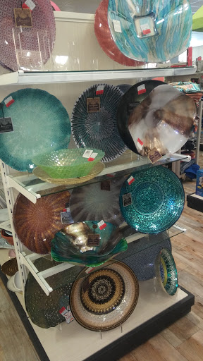 Department Store «HomeGoods», reviews and photos, 65 Commerce Way, Seekonk, MA 02771, USA