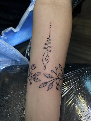 Explore tattoo collarbone ideas, creative tattoo ideas in Keyport, available at Taboo Tattoos