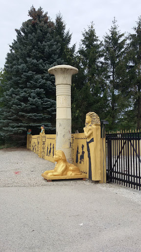 Tourist Attraction «Gold Pyramid House», reviews and photos, 37921 N Dilleys Rd, Wadsworth, IL 60083, USA