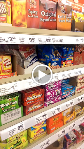 Grocery Store «Save-A-Lot», reviews and photos, 561 S Lewis Ave, Waukegan, IL 60085, USA