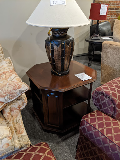 Consignment Shop «Furniture City Consignment», reviews and photos, 3555 Lake Eastbrook Blvd SE, Grand Rapids, MI 49546, USA