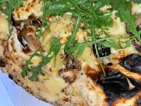 Plats et boissons du Restaurant Pizza Azzurro - Pizzeria Marseille 6ème arrondissement - n°2