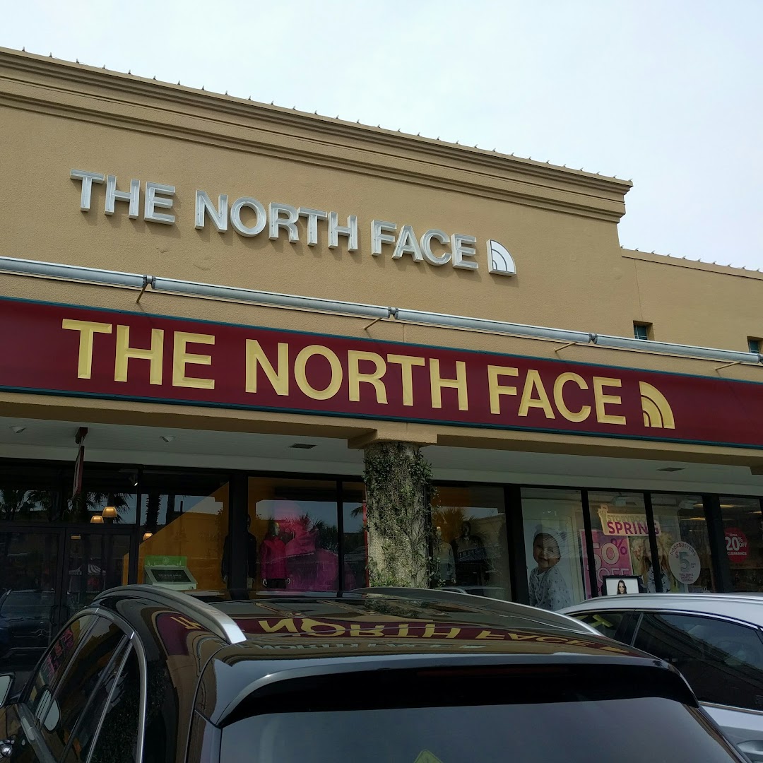 The North Face Silver Sands Premium Outlets