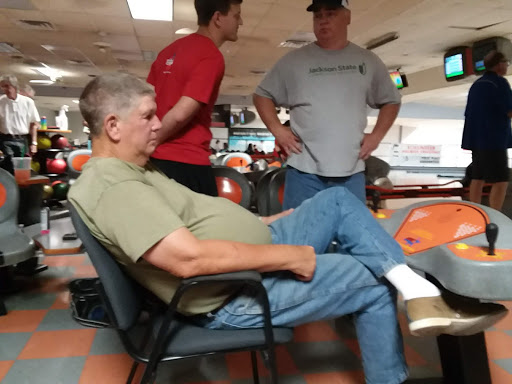 Bowling Alley «Savannah Bowling Center», reviews and photos, 320 Malcomb St, Savannah, TN 38372, USA