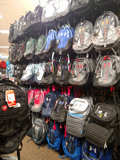 Sporting Goods Store «SCHEELS», reviews and photos, 2800 S Columbia Rd, Grand Forks, ND 58201, USA