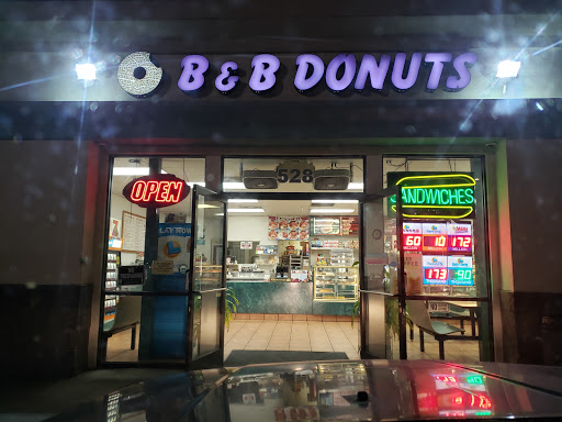 B & B Donuts, 528 S Beach Blvd, Anaheim, CA 92804, USA, 