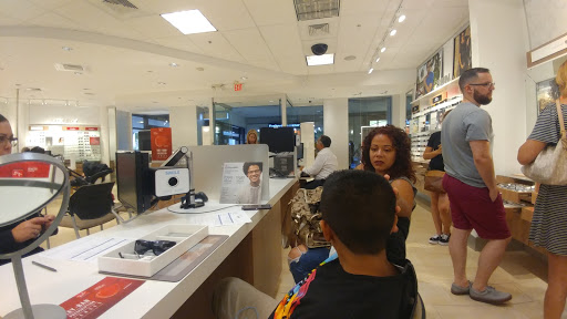Eye Care Center «LensCrafters», reviews and photos, 1455 NW 107th Ave #790, Doral, FL 33172, USA