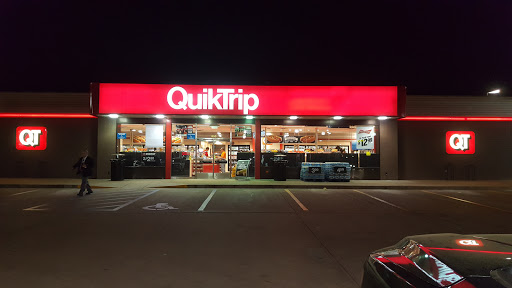 Gas Station «QuikTrip», reviews and photos, 850 McNutt St, Herculaneum, MO 63048, USA