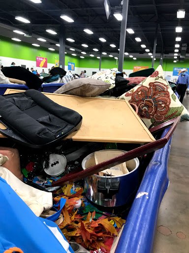 Thrift Store «Goodwill Outlet Center Bridgeton», reviews and photos
