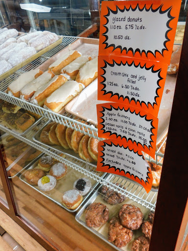 Grocery Store «Nauvoo Family Market», reviews and photos, 15979 Nauvoo Rd, Middlefield, OH 44062, USA