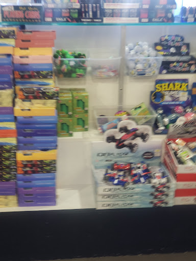 Beach Clothing Store «WINGS Beachwear - St Pete Beach #305», reviews and photos, 6705 Gulf Blvd, St Pete Beach, FL 33706, USA