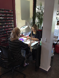 Thornebrook Hair Design - Photo 5 - Car repair in Gainesville, FL, Gainesville