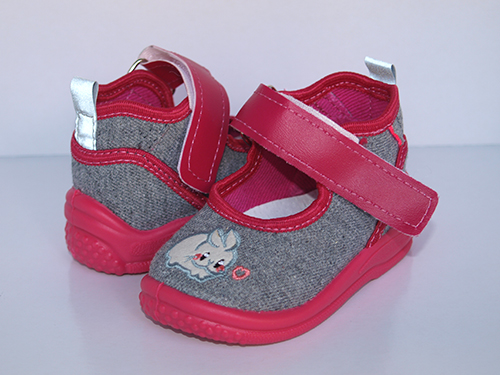 Kacper Bt. gyerekcipő, gyerek vászoncipő, vászon gyerekcipő, gumicsizma, tornacipő
