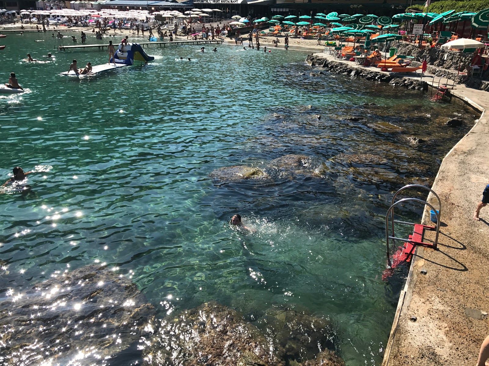 Photo de Plage de Paraggi - recommandé pour les voyageurs en famille avec des enfants