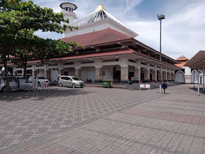 Masjid Agung Sunan Ampel