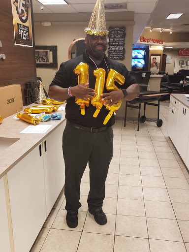 Furniture Store «Badcock Home Furniture &more», reviews and photos, 900 Missouri Ave N, Largo, FL 33770, USA