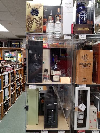 Wine Store «Norfolk Wine & Spirits», reviews and photos, 206 Dedham St, Norfolk, MA 02056, USA
