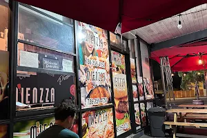 Mienzza Pizza & Grill image