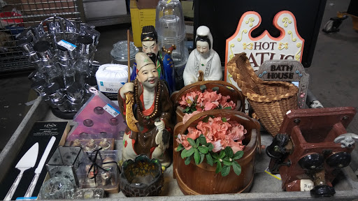 Thrift Store «Goodwill», reviews and photos, 557 N Azusa Ave, West Covina, CA 91791, USA