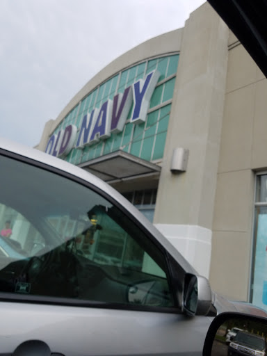 Clothing Store «Old Navy», reviews and photos, 13915 20th Ave, College Point, NY 11356, USA