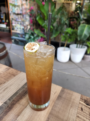 Restaurant «Browndog Treats, Drinks, & Eats», reviews and photos, 120 E Main St, Northville, MI 48167, USA