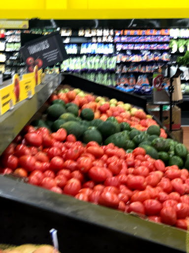 Grocery Store «Fresco y Más», reviews and photos, 1630 W 49th St, Hialeah, FL 33012, USA