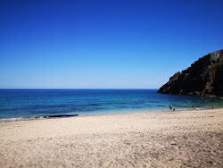 Foto von Portheras Cove befindet sich in natürlicher umgebung