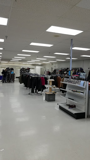 Thrift Store «Fairfield Crossings Goodwill Store», reviews and photos, 4605 Dixie Hwy, Fairfield, OH 45014, USA