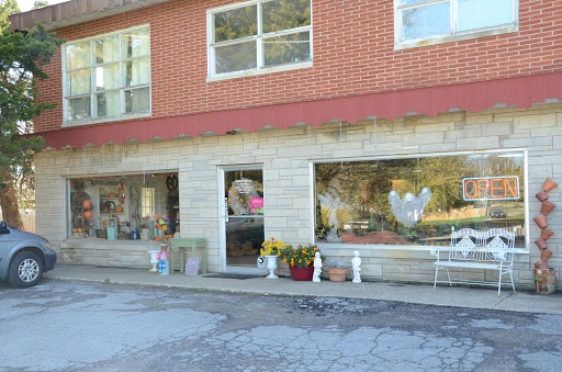 Florist «Newports Flowers», reviews and photos, 2125 Wilson Ave SW, Cedar Rapids, IA 52404, USA
