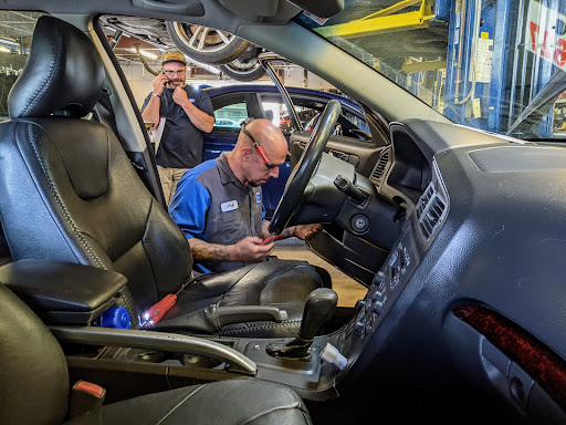 Auto Repair Shop «Paddock Imports», reviews and photos, 2400 W 7th Ave, Denver, CO 80204, USA