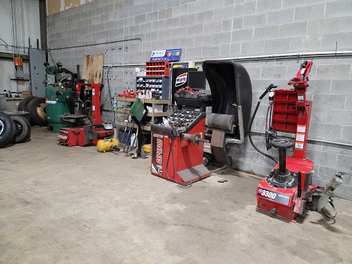 Towing Service «Stryker Towing», reviews and photos, 1999 N Packing House Rd, Bloomington, IN 47404, USA