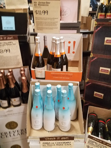 Liquor Store «Fine Wine & Good Spirits», reviews and photos, 1200 Market St, Lemoyne, PA 17043, USA