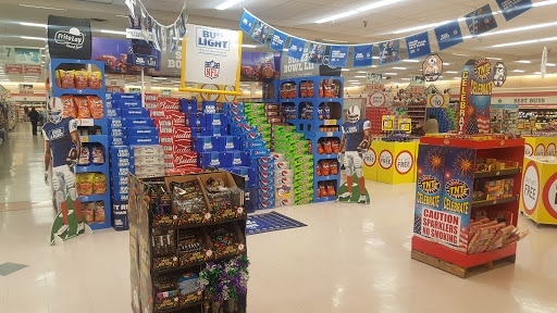 Grocery Store «Winn-Dixie», reviews and photos, 1122 N Main St, Bushnell, FL 33513, USA