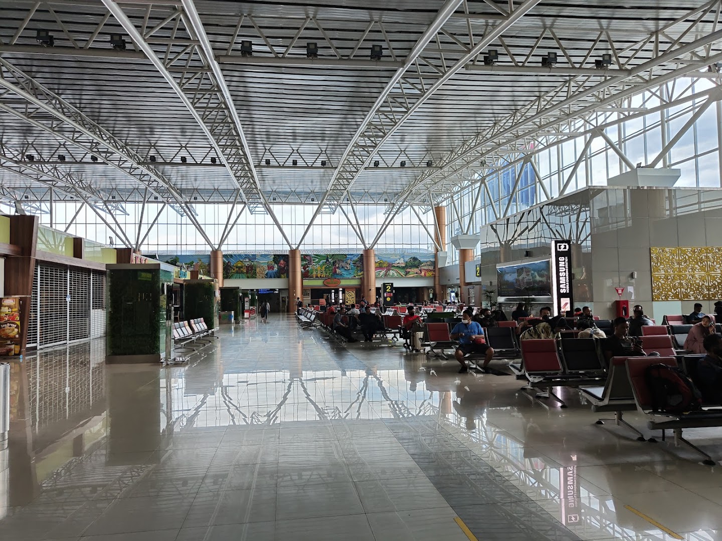 Bandar Udara Internasional Supadio Photo