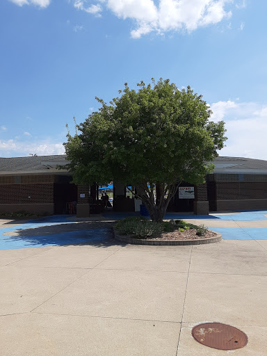 Public Swimming Pool «Clive Aquatic Center», reviews and photos, 1801 NW 114th St, Clive, IA 50325, USA