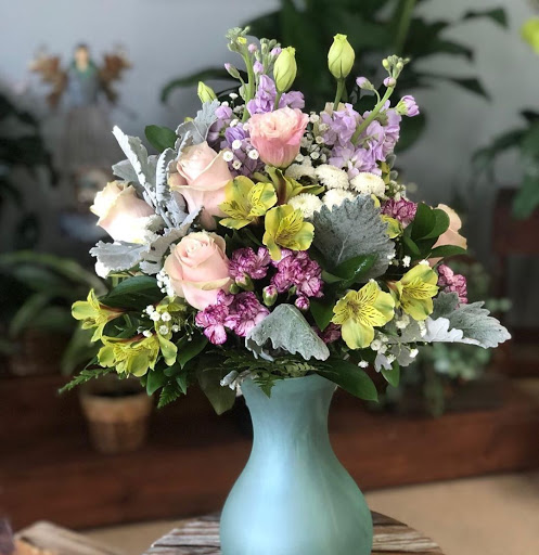 Florist «J & J Flowers and Gifts Shop», reviews and photos, 8366 Pines Blvd, Pembroke Pines, FL 33024, USA