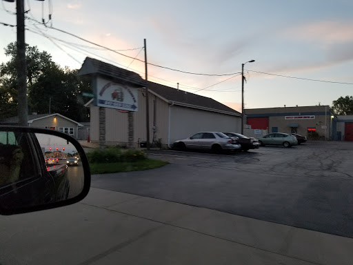 Auto Body Shop «Huntley Collision Center», reviews and photos, 11914 Main St, Huntley, IL 60142, USA