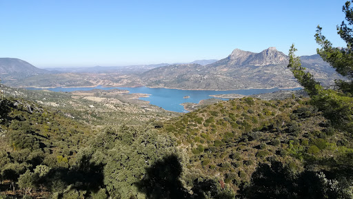 Llanos De Rabel, Escuela en Grazalema,Cádiz