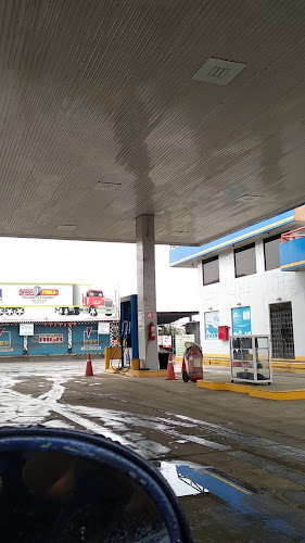 Estación de Gasolina -Manglaralto - Gasolinera