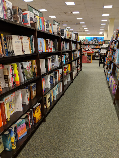 Barnes & Noble image