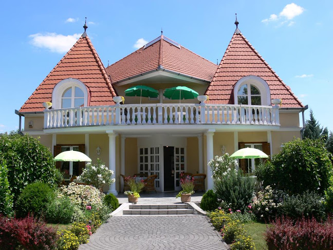 Villa Gyenesdiás - Szálloda