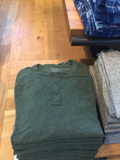 Clothing Store «Gap Factory Store», reviews and photos, 741 S Broadway, Los Angeles, CA 90014, USA