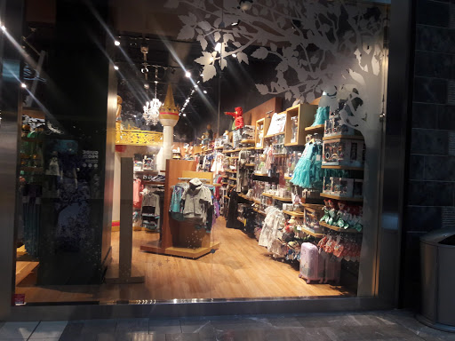 Shopping Mall «Westfield Garden State Plaza», reviews and photos, 1 Garden State Plaza, Paramus, NJ 07652, USA