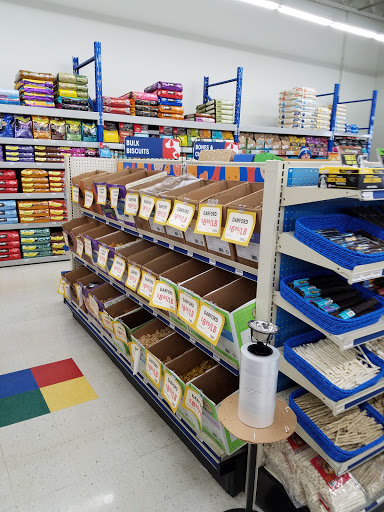 Pet Supply Store «Chow Hound Pet Supplies», reviews and photos, 660 Chicago Dr, Holland, MI 49423, USA