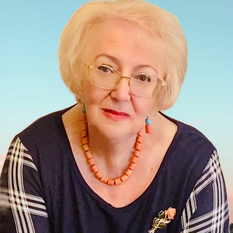 Eugenia Rozenberg, Psychotherapist, LCSWL-R